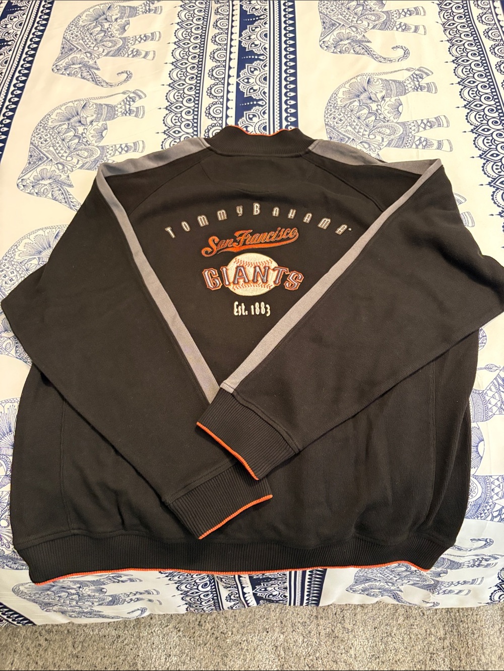 Tommy Bahama Black and Orange San Francisco Giants Sweatshirt
